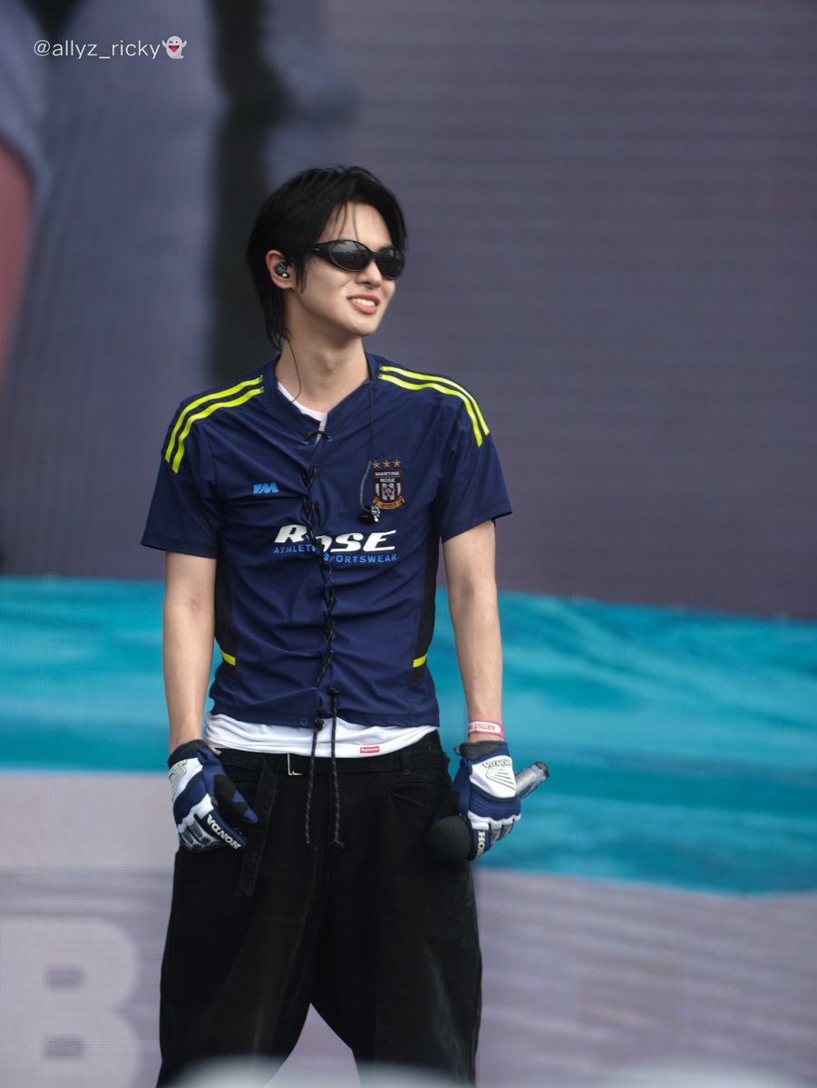 allyz_ricky's tweet photo. WATERBOMB SEOUL 2026 

Today's Leo 🐱

#워터밤서울2026 #WATERBOMB
#ALPHADRIVEONE   #알파드라이브원 #리오 #LEELEO #이리오 #リオ #李理悟 https://t.co/cnKnuWDDvN