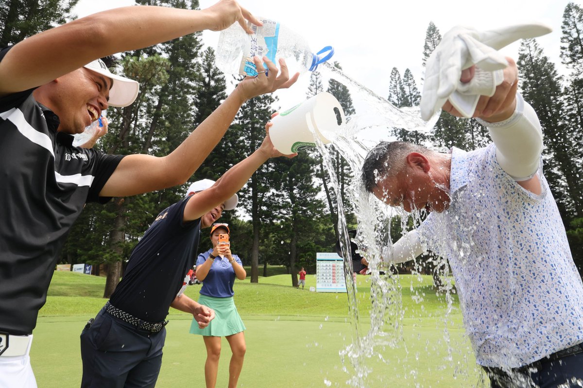 ADT_golf's tweet photo. After years of perseverance, Lu Wei-chih is a champion once again 🙌

The brain tumour survivor, whose fourth and last Asian Tour victory came in 2016, overcame one of the toughest chapters of his career to secure his maiden Asian Development Tour title. https://t.co/AfbsVHooAx