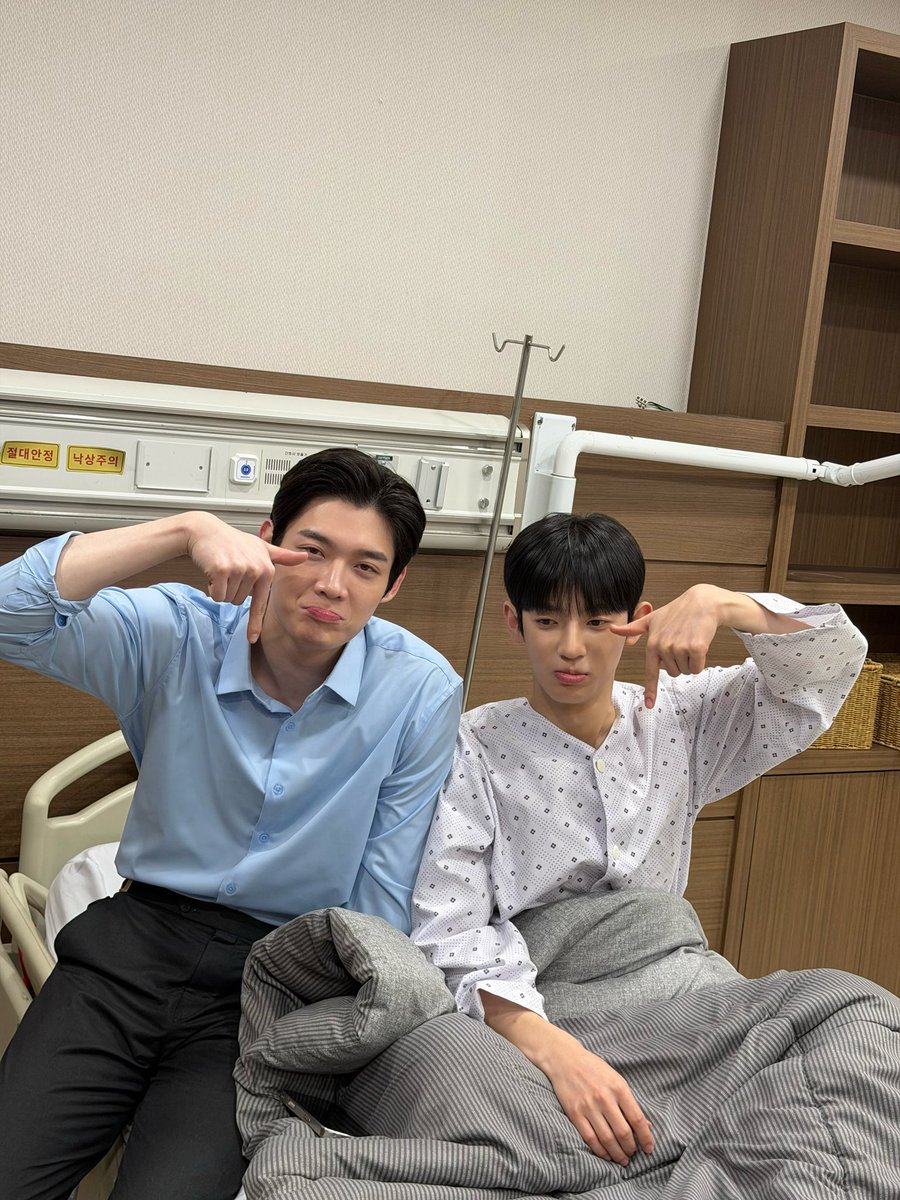 gppfll's tweet photo. 숨좀고르자제발 아귀여워ㅜㅠㅠㅠㅠ
#검사실의제안 #TheProsecutorsProposal https://t.co/2BYdL0JW3P
