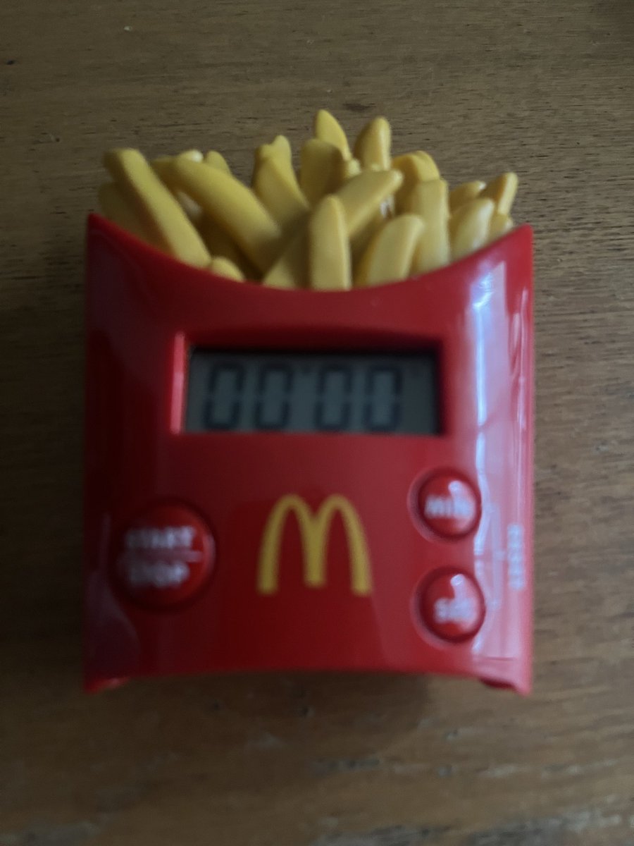 ojyou6366's tweet photo. マクドナルドのサマーチャンスバッグ当選した❣️
初めて当たってめちゃくちゃ嬉しい😆
ポケモンのピカチュウのだしかわゆい💕
うちにあるポテトタイマーと一緒に使う👍
#マック #ポテト #抽選販売 https://t.co/yGmqNi2l76
