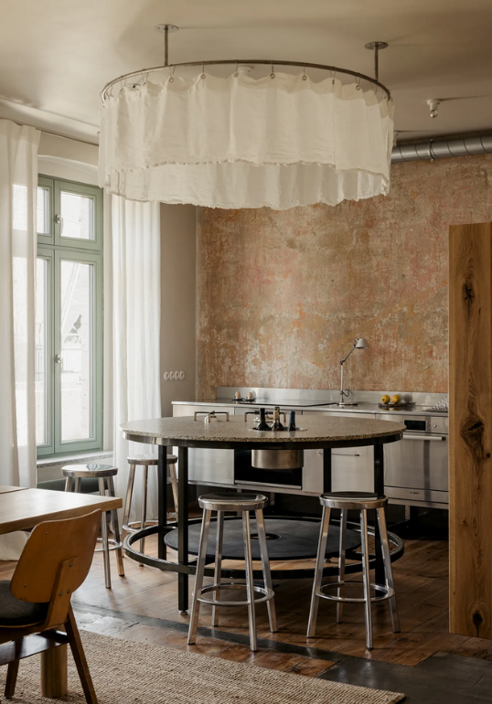 EstateOneMadrid's tweet photo. ¿Qué trucos pueden hacerse para evitar los malos olores en #casa durante el #verano? https://t.co/6nnMNnzNQT. Vía revista @ad_spain
#estilo #hogar https://t.co/oVw1v2CFld