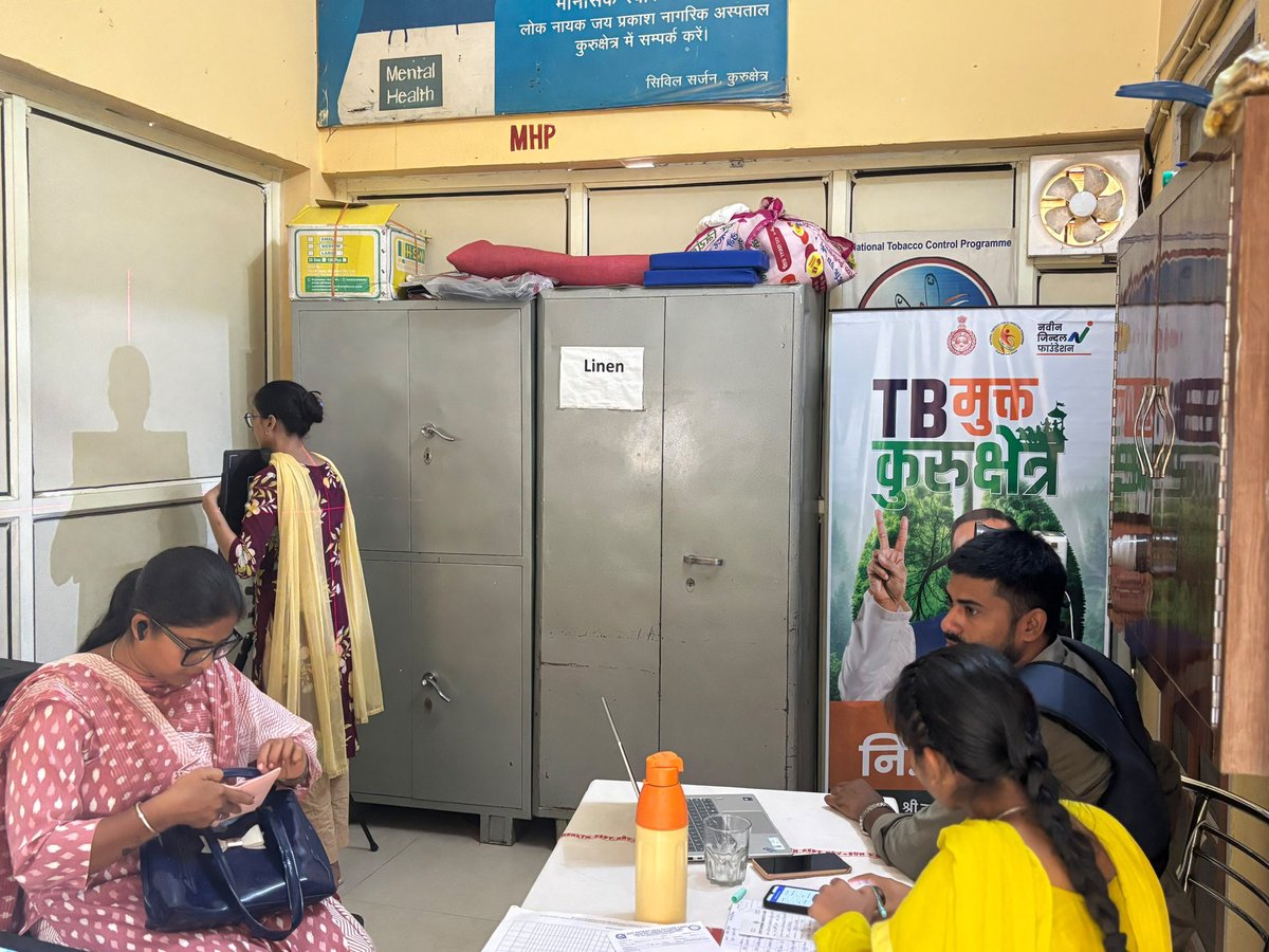 officeofNJ's tweet photo. टीबी मुक्त कुरुक्षेत्र अभियान के तहत आज तीसरा स्वास्थ्य शिविर यूपीएचसी कृष्णा नगर, गामड़ी में आयोजित किया गया।

इस शिविर में भारत सरकार के निर्देशानुसार ABHA ID अपडेट, टीबी मरीजों एवं उनके परिवार के सदस्यों की स्क्रीनिंग तथा नवीन जिंदल फाउंडेशन @NJ_Foundation_ की मोबाइल मेडिकल यूनिट (MMU) द्वारा Differential TB Care के माध्यम से स्वास्थ्य सेवाएं प्रदान की जा रही हैं।

इस अभियान का उद्देश्य कुरुक्षेत्र जिले के प्रत्येक सक्रिय टीबी मरीज तक बेहतर स्वास्थ्य सेवाएं पहुंचाना और टीबी मुक्त कुरुक्षेत्र के संकल्प को साकार करना है।

सरकार और नवीन जिंदल फाउंडेशन की साझेदारी (Public-Private Partnership - PPP Model) इस अभियान को जन-जन तक पहुंचाने में महत्वपूर्ण भूमिका निभा रही है।