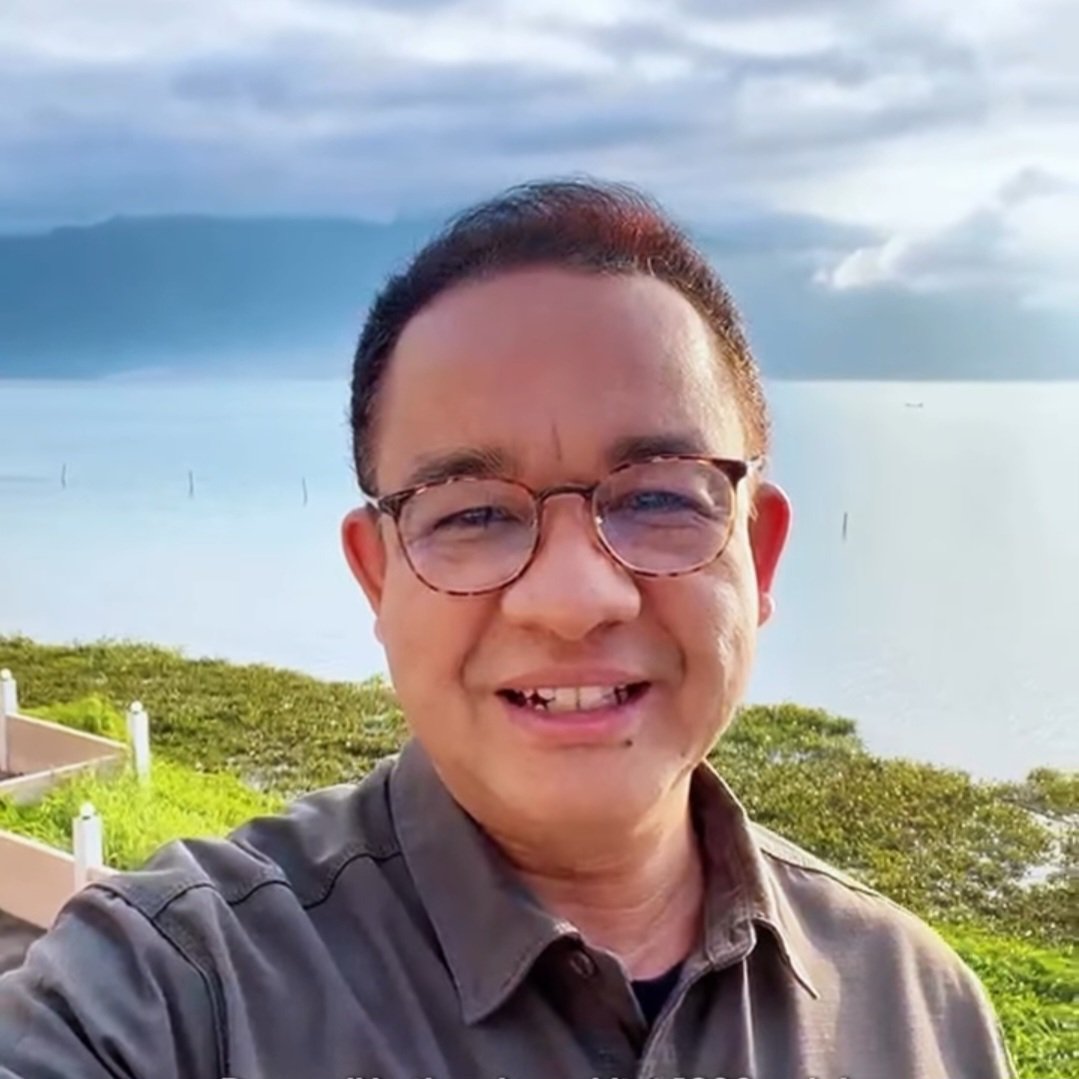 kba_news's tweet photo. Dari Tepi Danau Takengon di Ketinggian 1200 Mdpl, Tokoh Perubahan Anies Baswedan Sapa Warga Sebelum Resmikan Jembatan Titian Persatuan Kemerleng.
https://t.co/4nL4JyICFv https://t.co/LheNsBcshy