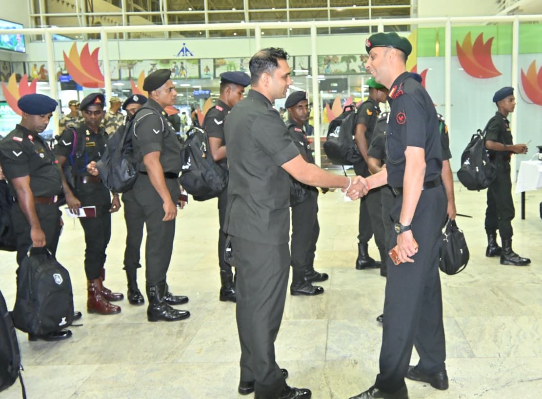 easterncomd's tweet photo. A warm welcome to #DefendersFC of the #SriLanka Army as they arrive in #Ranchi for the #135thEditionofIndianOilDurandCup – Asia's oldest football tournament. 

Their participation adds a vibrant international dimension to the tournament, celebrating friendship, sportsmanship and regional camaraderie through the beautiful game.

Wishing #DefendersFC a successful and memorable campaign in #DurandCup2026.

#श्रीलंका_सेना की #DefendersFC टीम का #रांची में हार्दिक स्वागत है। टीम एशिया के सबसे पुराने फुटबॉल टूर्नामेंट #135वें_इंडियनऑयल_डूरंड_कप में भाग लेने के लिए पहुंची है।

उनकी भागीदारी से टूर्नामेंट का अंतरराष्ट्रीय स्वरूप और मजबूत होगा तथा खेल के माध्यम से मित्रता, खेल भावना और क्षेत्रीय सहयोग को बढ़ावा मिलेगा।

#DefendersFC को #DurandCup2026 में शानदार और यादगार प्रदर्शन के लिए हार्दिक शुभकामनाएँ।

#भारतीय_सेना
#पूर्वी_कमान
#IndianArmy
#EasternCommand
#135thEditionofIndianOilDurandCup
#DeshKaCup
#ManyChampionsOneLegacy 
#IndianFootball

@adgpi
@HQ_IDS_India
@SpokespersonMoD
@IAF_MCC
@indiannavy
@thedurandcup
@official_dgar
@IndiaCoastGuard
@HQ_DG_NCC
@ProDefKolkata
@IndiainSL
@LkDefence
@SLinIndia

Facebook - https://t.co/4ywGtdY85n
Instagram - https://t.co/tY5kxzWhzT