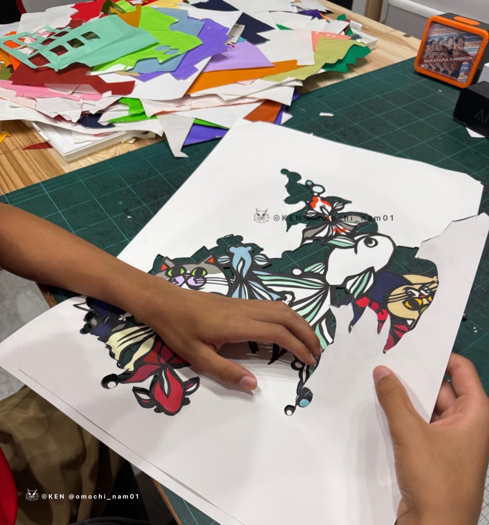 omochi_nam01's tweet photo. Finished this recent piece! ✨
My 13-year-old son made this paper cut art!
Let us know what you think!

🔄 RTs &amp; Reposts are very welcome!
🚫 (Do not re-upload / Do not edit)

#papercut #paperart #papercutting #art https://t.co/BHKwppN0ae