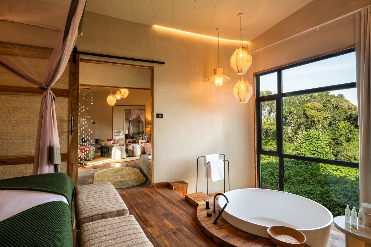 trippygotours's tweet photo. 𝐀 𝐠𝐞𝐦 𝐨𝐧 𝐭𝐡𝐞 𝐍𝐠𝐨𝐫𝐨𝐧𝐠𝐨𝐫𝐨 𝐂𝐫𝐚𝐭𝐞𝐫 𝐫𝐢𝐦 ✨

Lemala Osonjoi Lodge | Here's your chance to enjoy the luxury side of Tanzania's Lodges.

Rates start from $2,074 Per Adult on Full Board

To Book, Call 0700828200 https://t.co/6BTkceOw4I