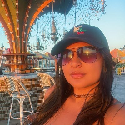 catyb00's tweet photo. #NewProfilePic https://t.co/4MeBpHaNzE