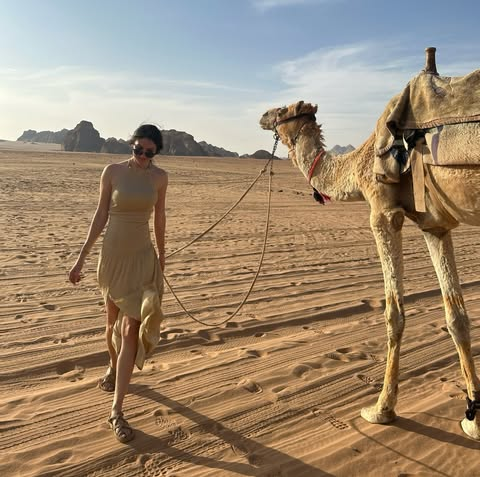 benjaminkhoe's tweet photo. If there is anything that even the most challenging landscapes bow down to, it is the stride of a determined woman… https://t.co/q11HqlTKnU