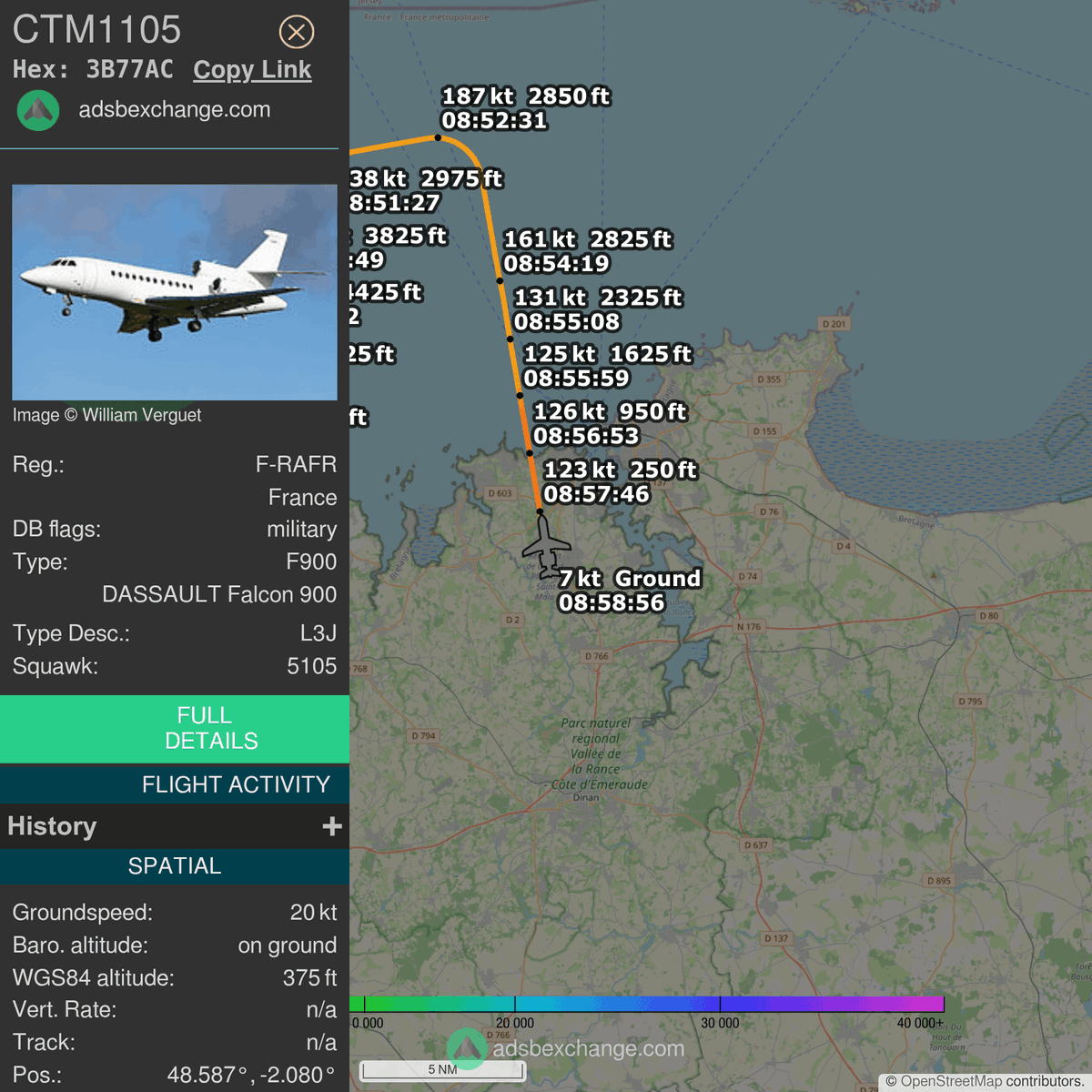FlottePresident's tweet photo. 🛬 Le Dassault Falcon 900EX EASy 🇫🇷 République Française immatriculé #FRAFR a atterri près de Dinard/Pleurtuit/Saint-Malo, France.

📋 Bilan (estimation) :
~ 1h52 de vol
~ 794 km parcourus
~ 1.600 kg de carburant consommé

Résumé du vol #MTOR55 : https://t.co/lGrEAwe5WL https://t.co/fC9rJj3nyr