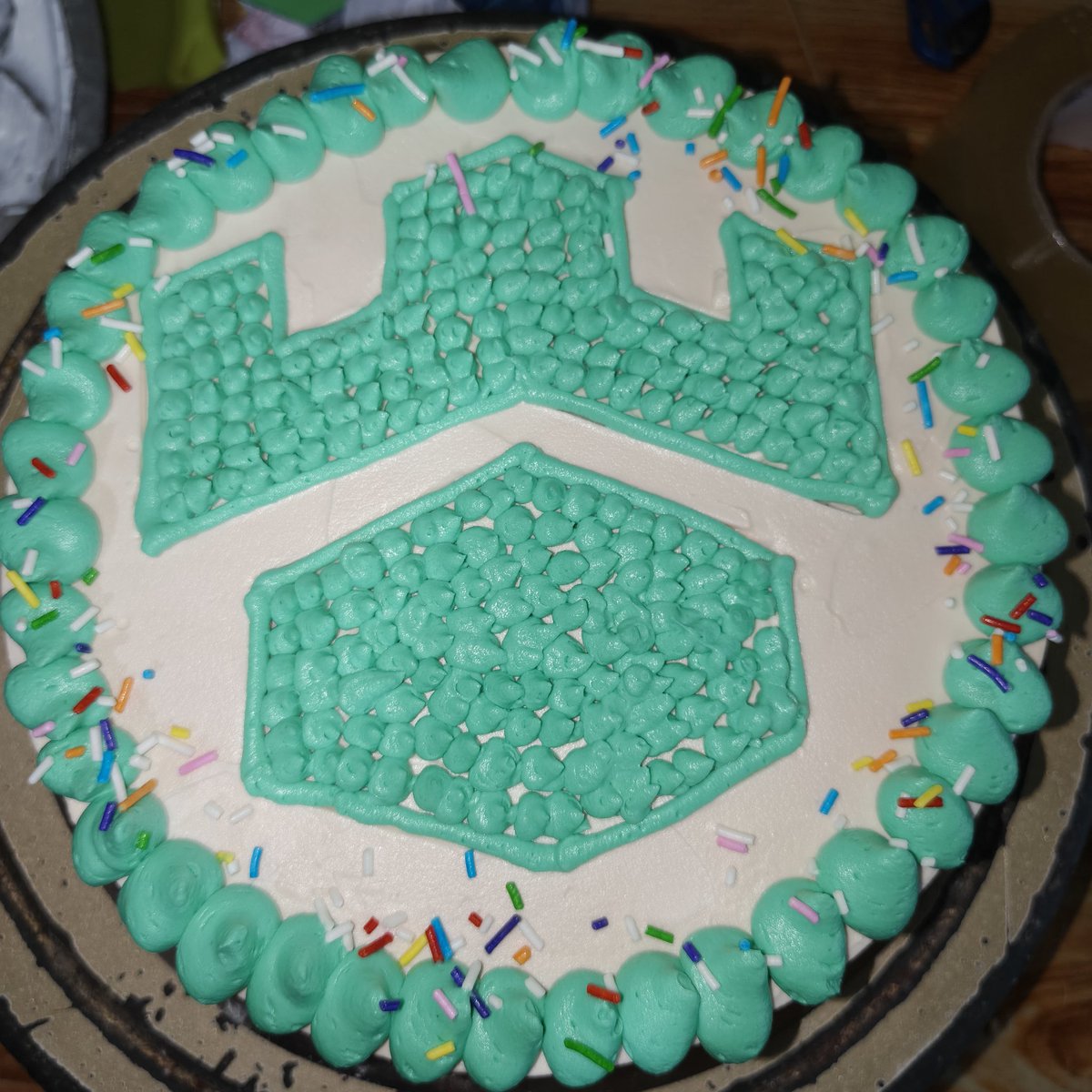 lemz100x's tweet photo. I even baked a special cake for @gamdom
 and @romer
 just to show my deepest respect and appreciation! 🙏This $10k could genuinely change my family’s life forever. I’ve been grinding since I was a working student, half my life already dedicated to hard work. That’s why I’m shooting my shot with everything I’ve got and manifesting this life-changing opportunity so hard! #FIFAWORLDCUP #GAMDOM 

ID: 15466111

Kyc level 2