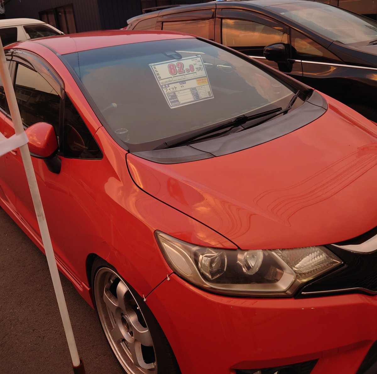 CrazyGE8's tweet photo. そうだ！
良いの売ってるぜ？
ホイールもステルス入ってるし、マフラーもスプーンだかHKSだかのが入ってるしそのまま乗れるじゃん！ https://t.co/23gVq79I7O