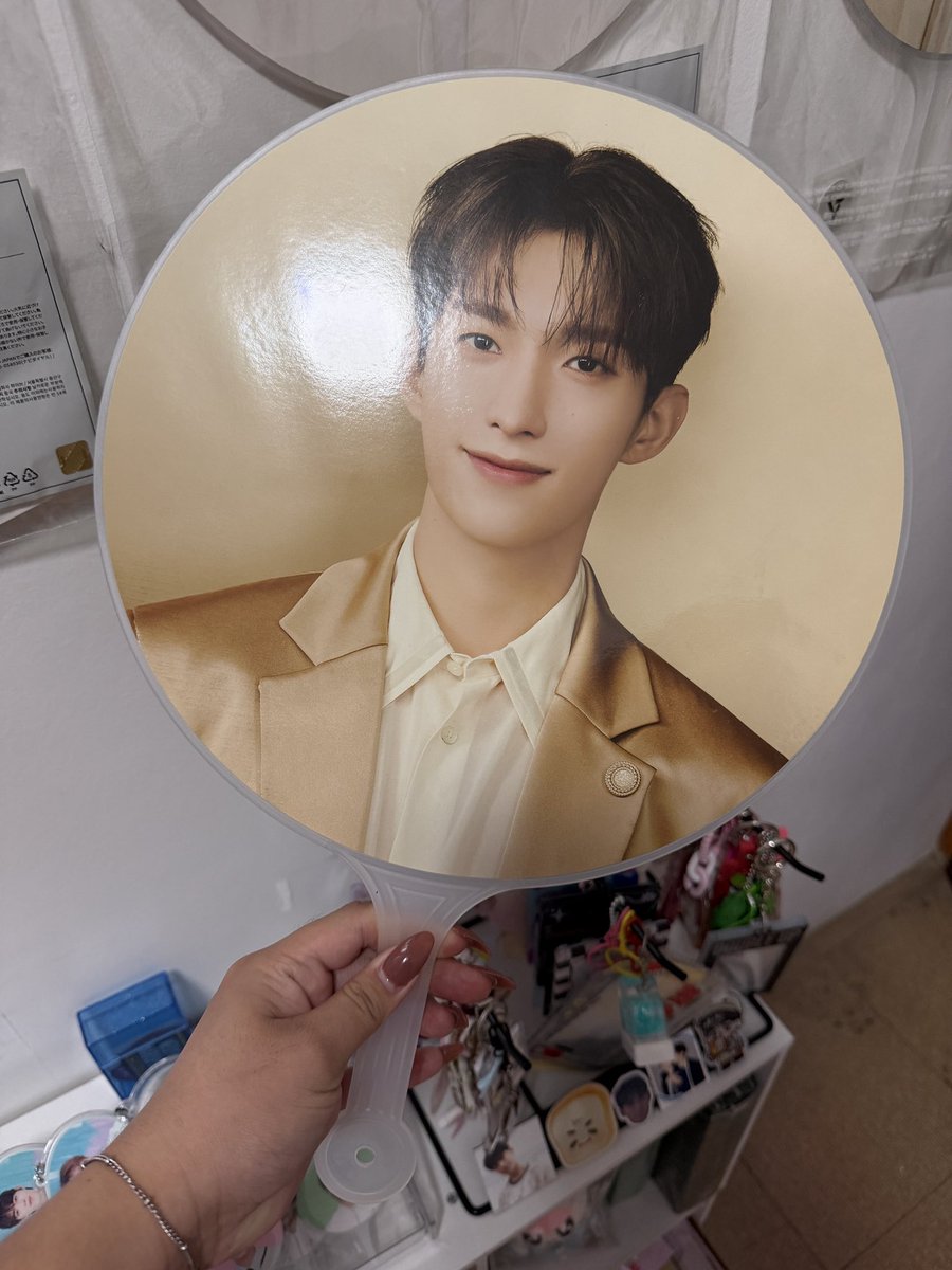 cherrycheolo's tweet photo. wts lfb seventeen dk caratland and right here image picket

₱500 each

𓄲 onhand
𓄲 payo/2 weeks dop
𓄲 x sensi

t. svt scoups jeonghan joshua jun hoshi wonwoo woozi the8 mingyu dk seungkwan vernon dino rh cl24 https://t.co/51olXzbn1Y