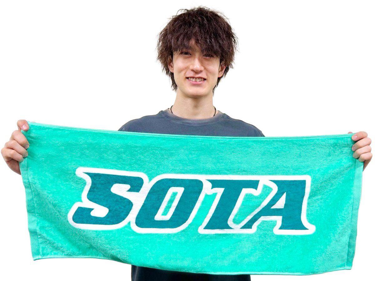 balletshopFAIRY's tweet photo. 📢News
🍀山本草太選手　🆕グッズ🍀
イベントにて先行販売決定‼️

販売時間：当日チケットをお持ちの方のみ、ご参加回の開場時間より開演前まで
・終演後の販売はございません
・別回チケットの方はご利用いただけません
・各回お1人様各アイテム2点まで
・現金払いのみ
・通販は後日ご案内いたします https://t.co/B0RKeU5oHL