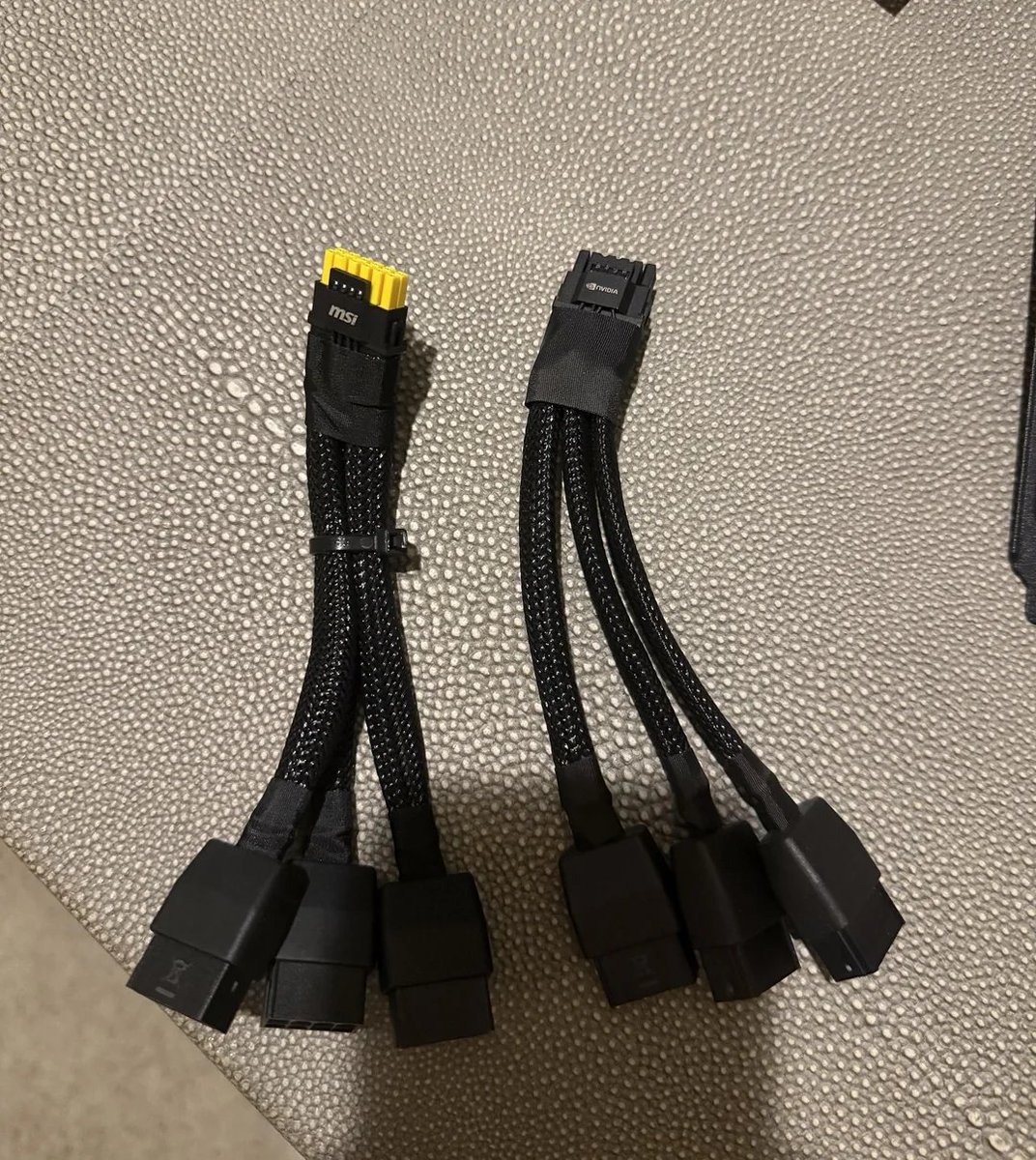 Hiditec's tweet photo. Olvidaros de adaptadores para vuestra RTX. Pillaros una BZ PRO y haceros un favor https://t.co/lYFE2uzWWq
