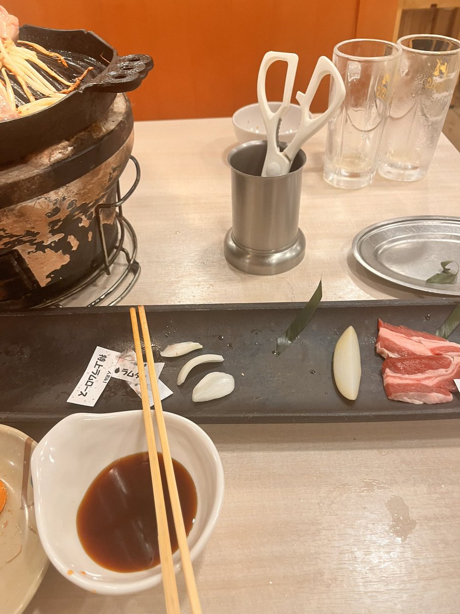 yurs432's tweet photo. タレが今来たけど、お構いなしに食べていた、素材の味を楽しめる大人です https://t.co/ZKwy260Thx