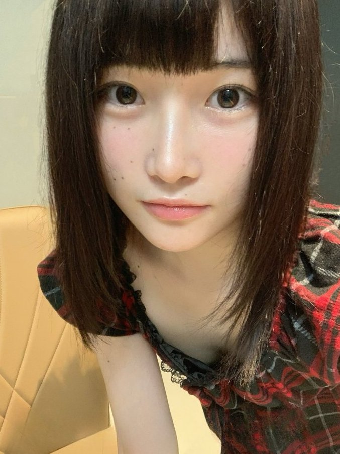 ろこ tweet media