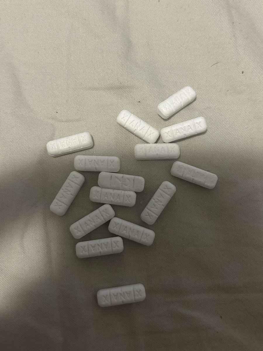 iluvfraudd's tweet photo. Yayyy meth n xannyyysss
#drugtwt #moothunt〃・ https://t.co/AVAdyAfyVz