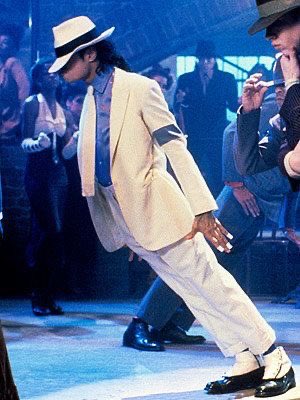 rmrmuti's tweet photo. This was truly our twst x michael jackson collab https://t.co/alCn1hnZuY