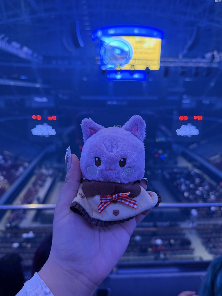 kuromicsan's tweet photo. sandeoki at xg’s concert 🫶🏻 https://t.co/i4Q3jOJOES