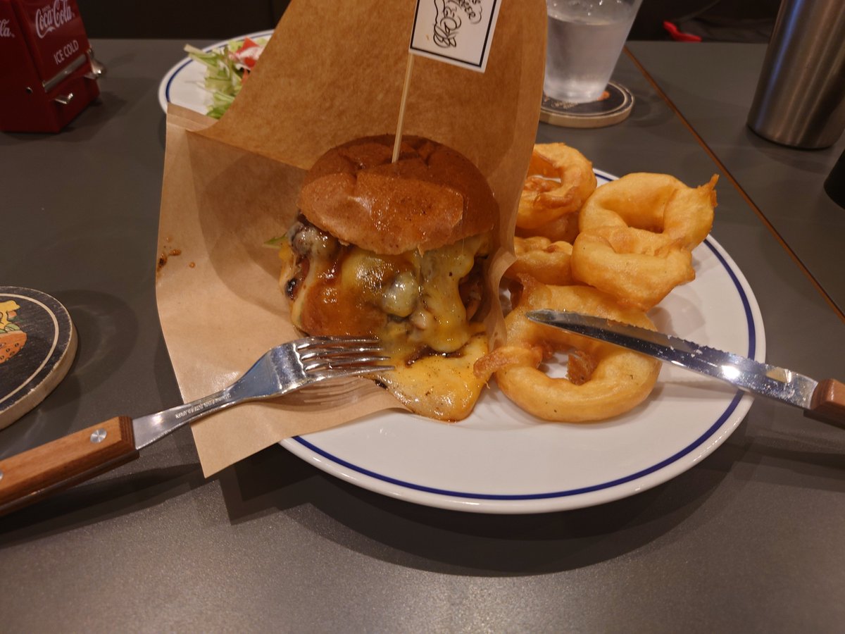 bambooKZ's tweet photo. めっちゃ上手い😋 https://t.co/CdC9WegQOJ