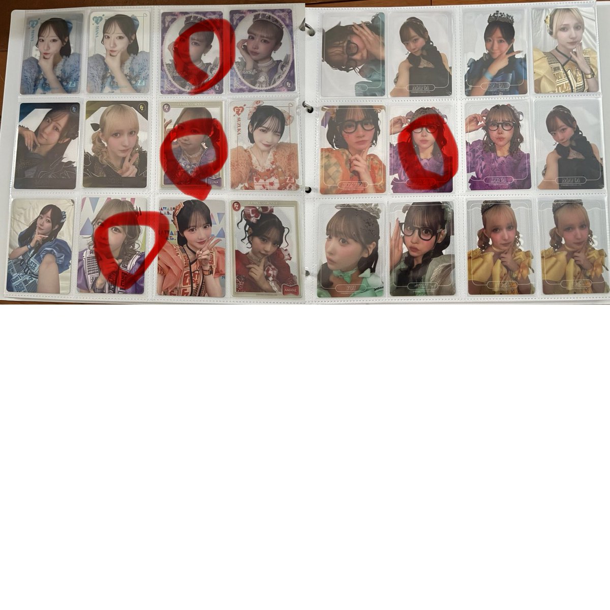 monte_ra79's tweet photo. @ma_hi_A_ma 8/5のイベントにてお取り引きさせて頂きたいのですが、◯を付けたるなちゃんのトレカで残っているモノがあればお願いします🙇‍♀️ https://t.co/Gf0Zw0fMUR