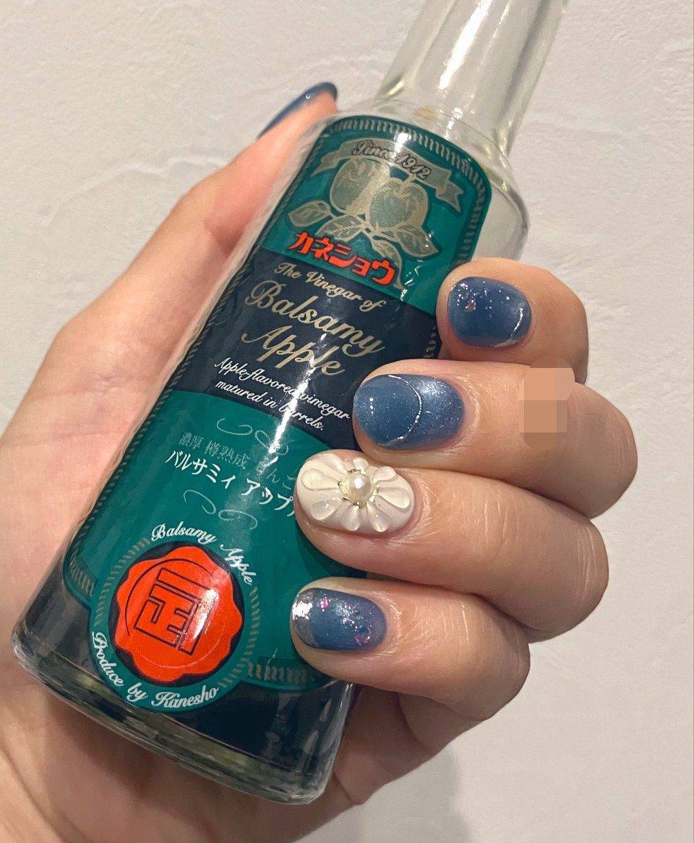 mo_kyamo's tweet photo. ネイル変えた💅 これは私がガチで気に入ってる酢 https://t.co/Xyof2bSaWU