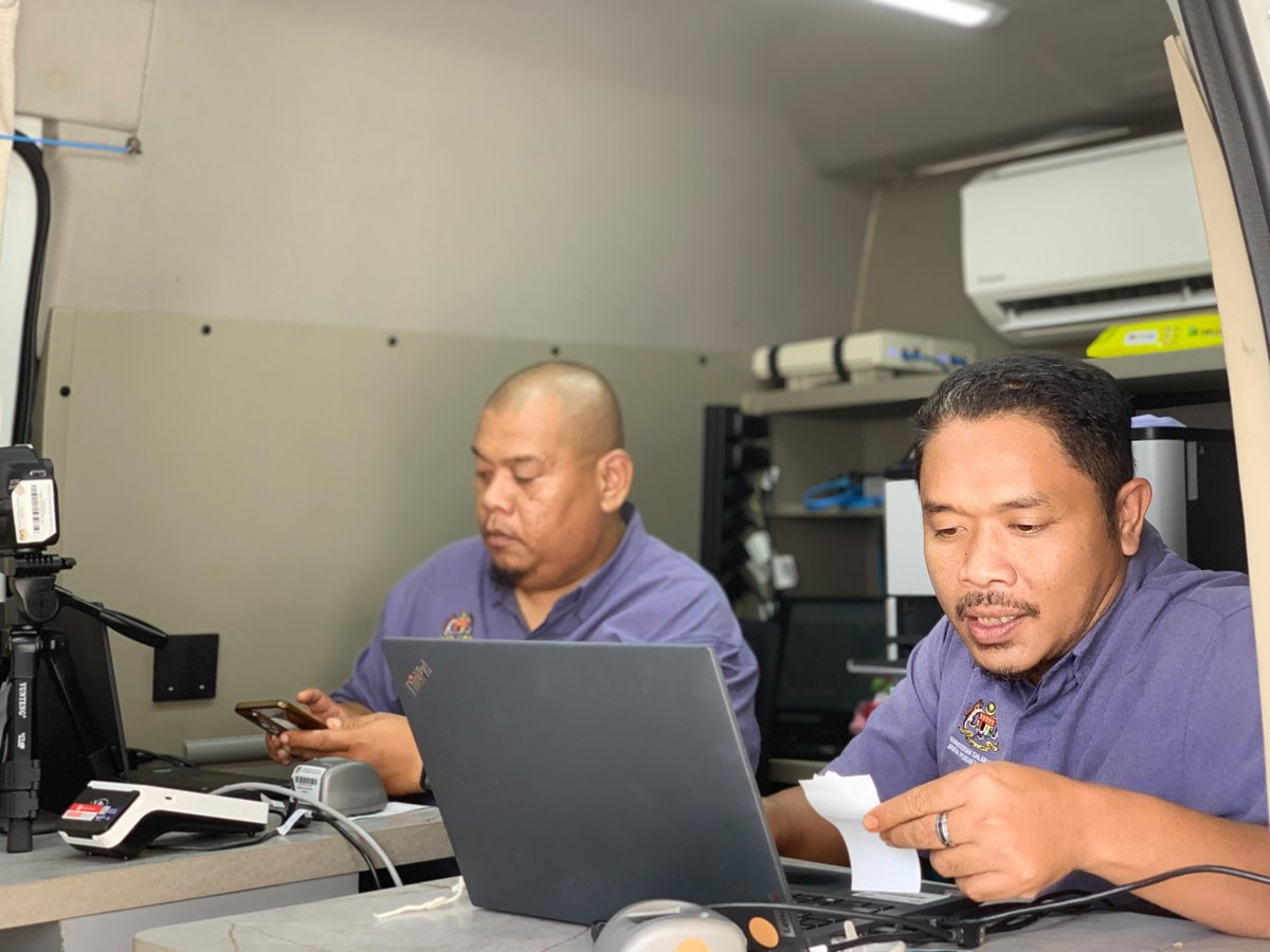 jpnperakoff's tweet photo. PROGRAM MESRA HARI BERTEMU PELANGGAN KERAJAAN NEGERI PERAK SIRI 5 TAHUN 2026 | BAGAN DATUK , PERAK

TERIMA KASIH WARGA BAGAN DATUK ♥️ https://t.co/Pi4MC3GJZU