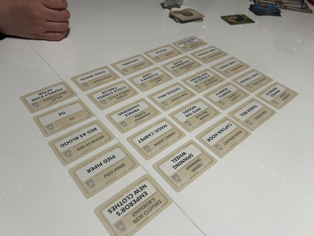 Jupiter_Hadley's tweet photo. Big snouts and Codenames (gifted) by @czechgames for tabletop last night! #dog #tabletop #gamesnight https://t.co/dXHEX1Utyb