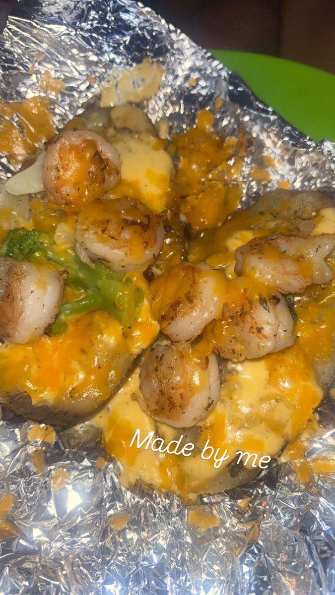 Chaozafter's tweet photo. Who eating #food https://t.co/38YAGWoPav