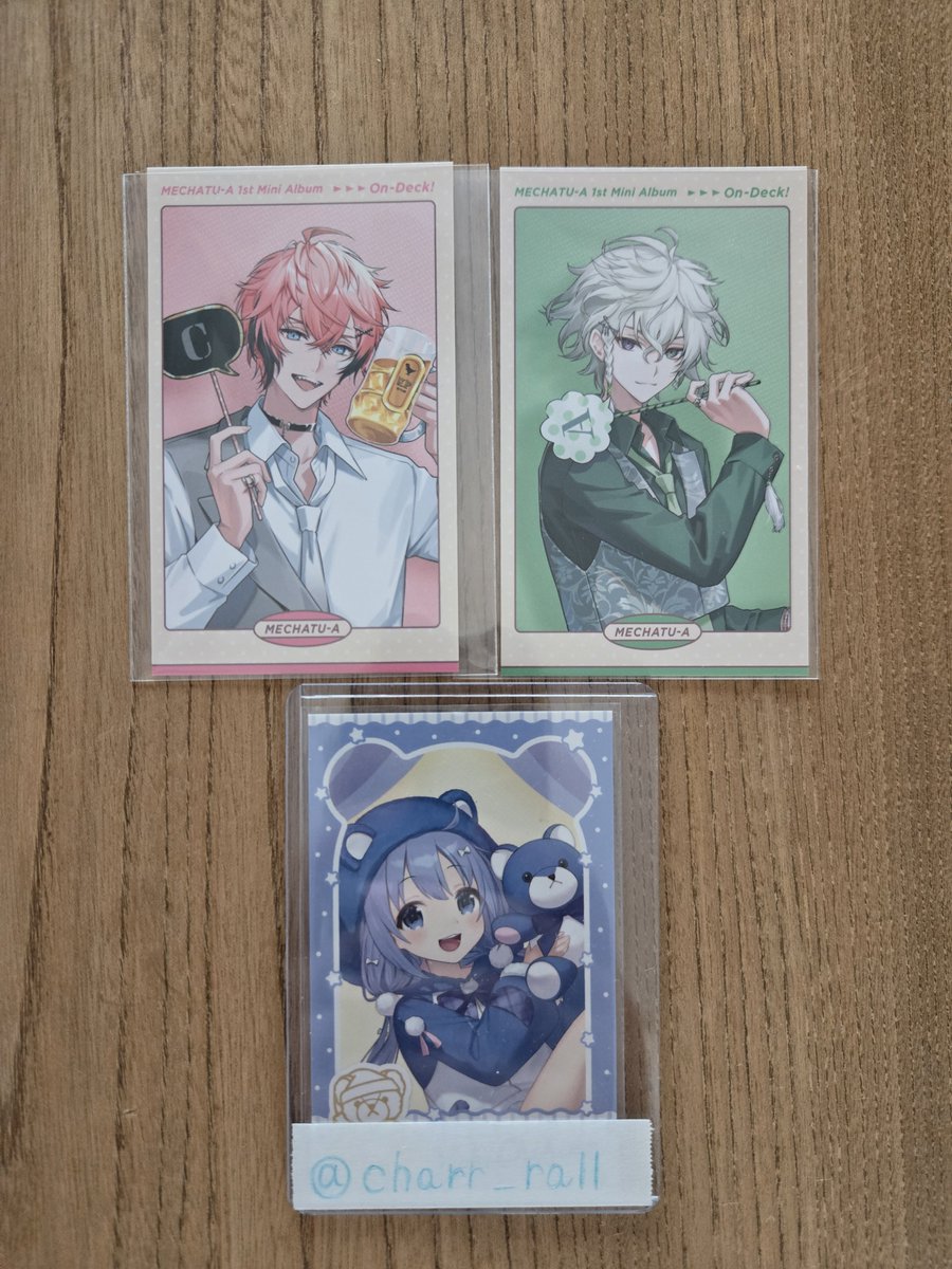 charr_rall's tweet photo. 【交換】にじさんじ　MECHATU-A 1st Mini Album On-Deck!　封入特典　　ランダムフォトカード　めちゃつえー　オンデック　ミニアルバム　フォトカ　チェキ

(譲)画像の方
(求)西🟦の方

郵送希望です。
検索からでもお気軽にお声かけください！ https://t.co/rLUEEwiaG2