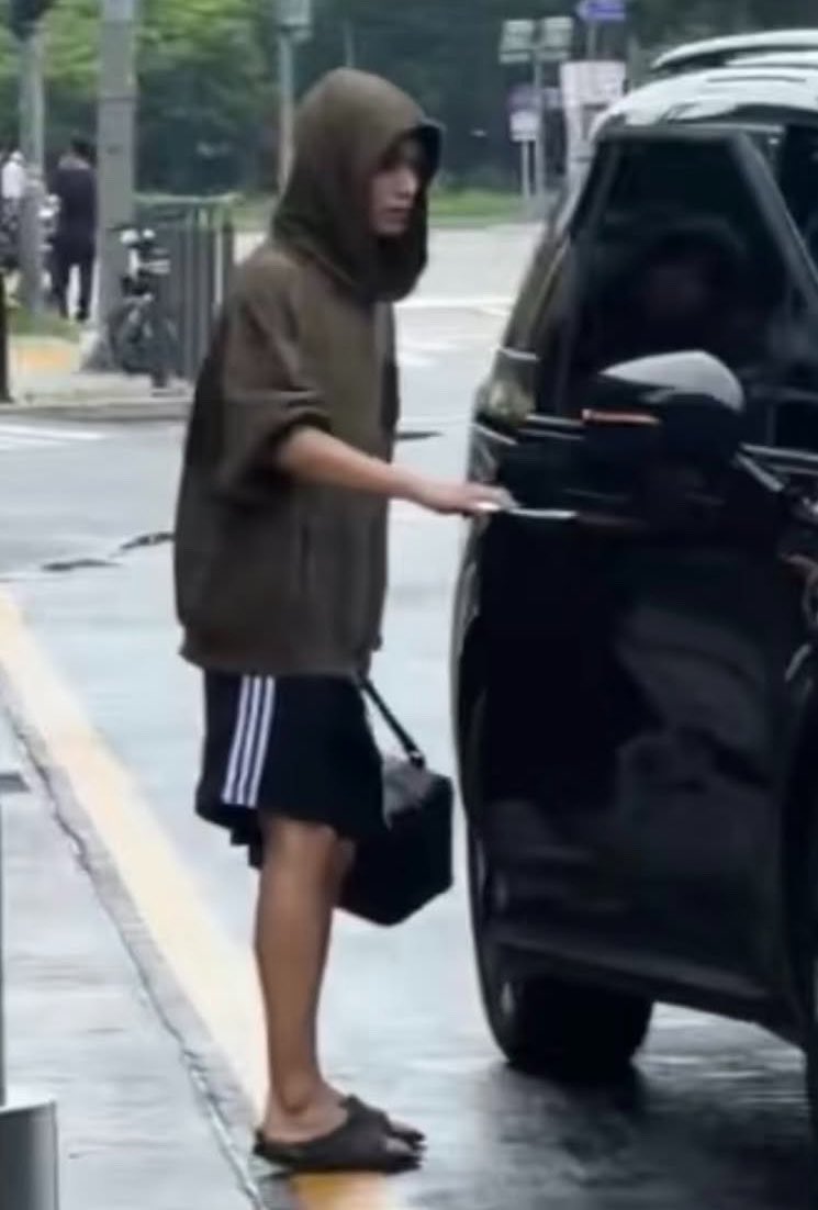 sunhaefs's tweet photo. ADA YANG KETEMU HAECHAN HARI INI 😭😭
KANGEN BANGET 🥹🥹🥹 https://t.co/ekvBJ3rITT