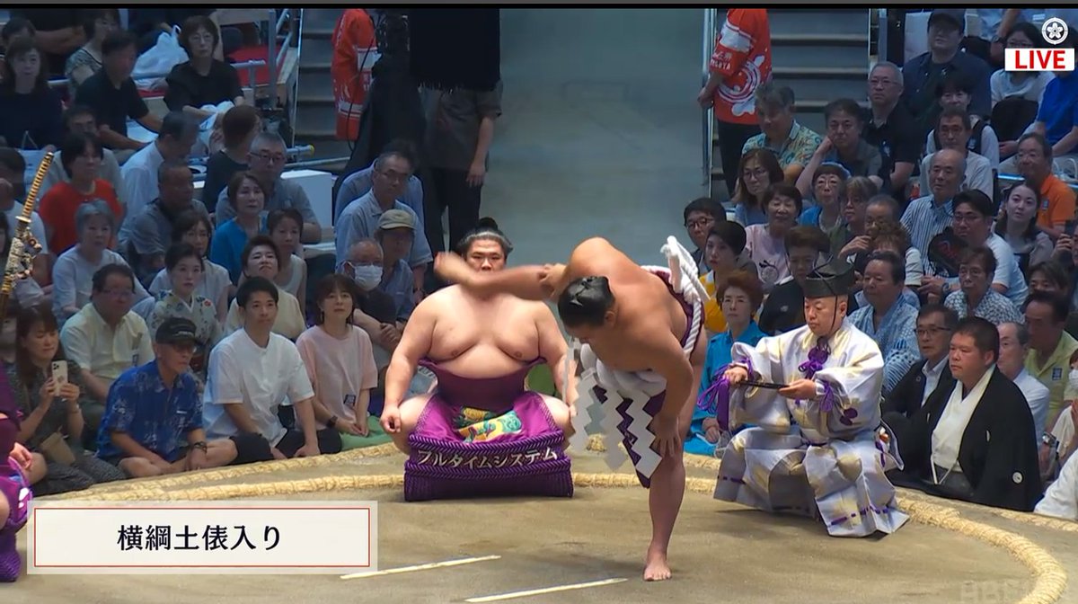 横綱土俵入り #sumo