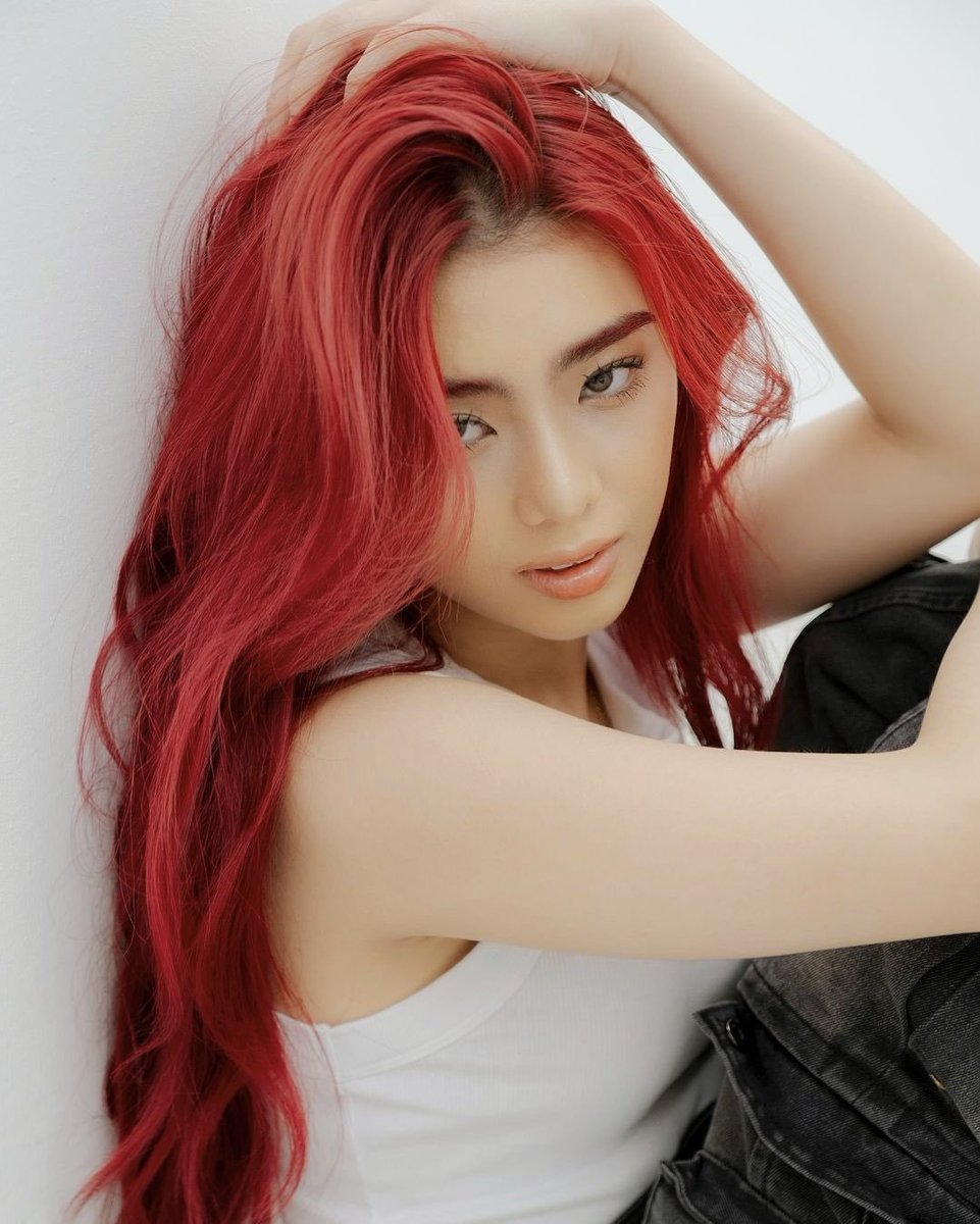 galawanglena's tweet photo. Solo bday photoshoots pero pag pinagtabi, sinasampal ka ng chemistry ng Mekaya. 🤭 https://t.co/YYgCqZ5wfB
