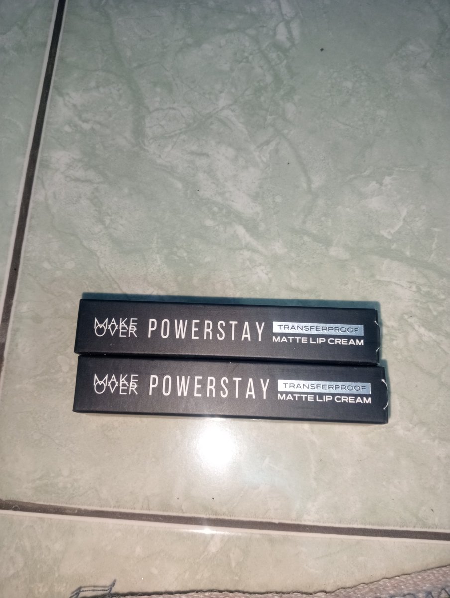ChickaChic80902's tweet photo. WTS Make over matte lip cream take all 140k aja, bisa oyen jugaa, belum dipake cuma udah dibuka baru aku oles ke tangan doang sekali, di jual karena salah shade https://t.co/brNE2zz6Xp