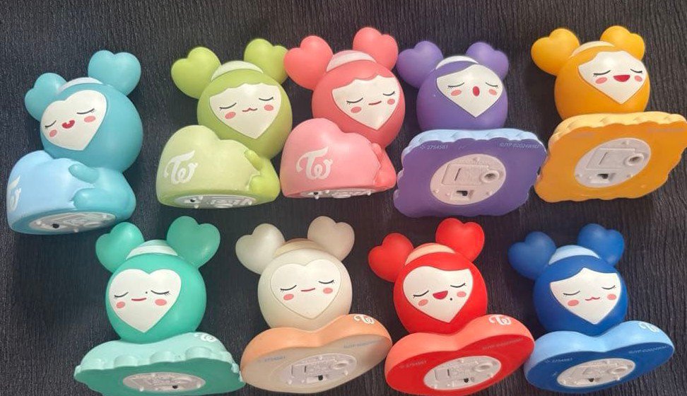 oksanatwice_'s tweet photo. wts lfb twice ph #oksana2sells

LOVELY GASHAPON LIGHT 
- 2500 ALL IN‼️
- payo | dop 50% rb AUG 10🛍
- x sensi, impatient &amp; rush (frm overseas)
- eta: August

t. navely jeongvely movely savely jively mively davely chaevely tzuvely nap sleep laburi https://t.co/vJgV0AIlXn
