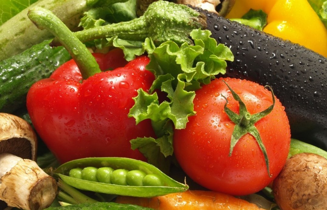 Ataner1967's tweet photo. Fresh cherry tomatoes, leafy spinach u0026 organic eggs are in stock now! Grab farm-fresh picks for your weekend meal prep https://t.co/5QERy0Jb1B
