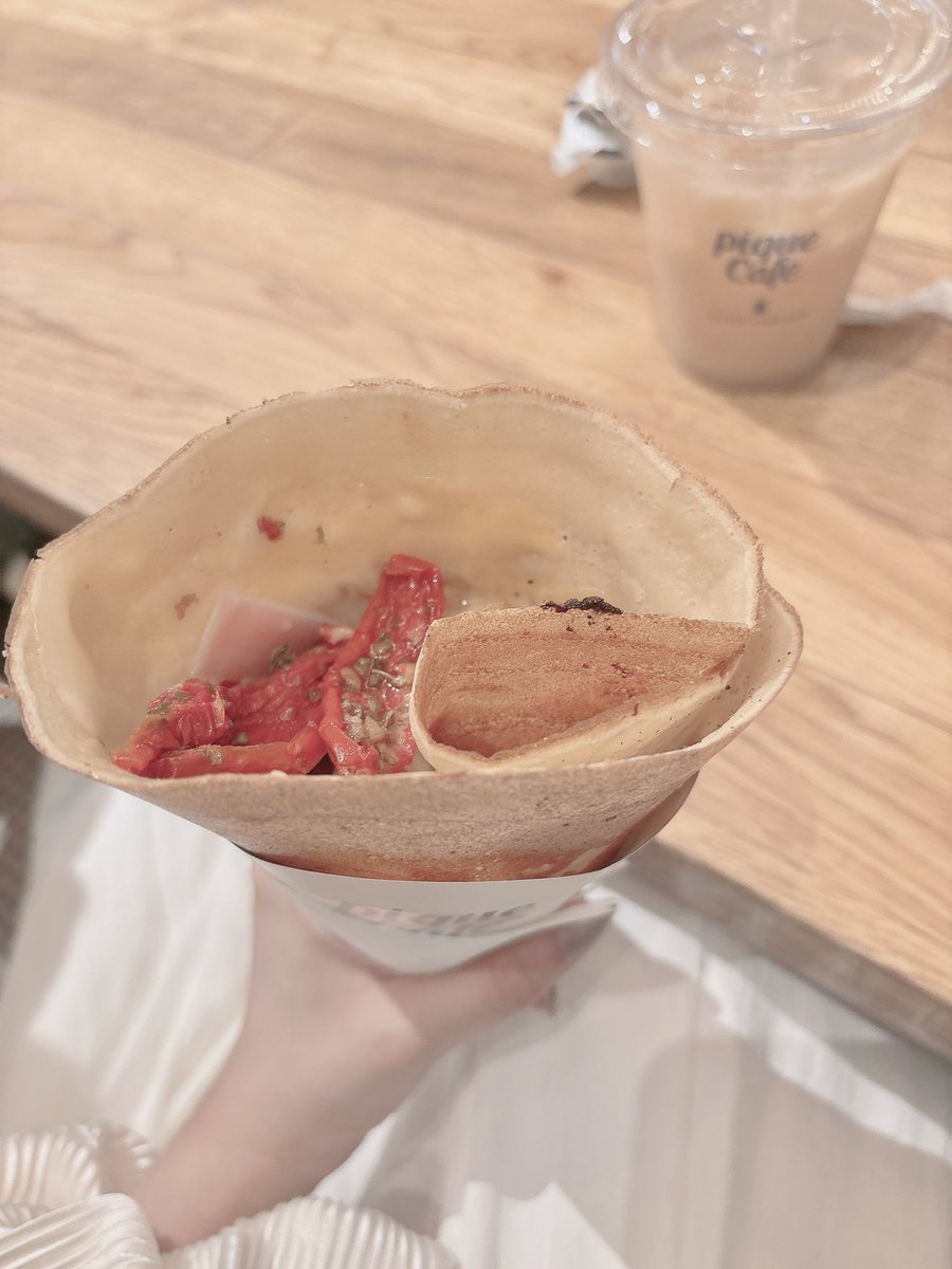 omizu328's tweet photo. ジェラピケカフェのガレットとクレープ大好きなんですよね💭
写真見返してたら食べたくなってきちゃった💭 https://t.co/UI8Z71FvQ3