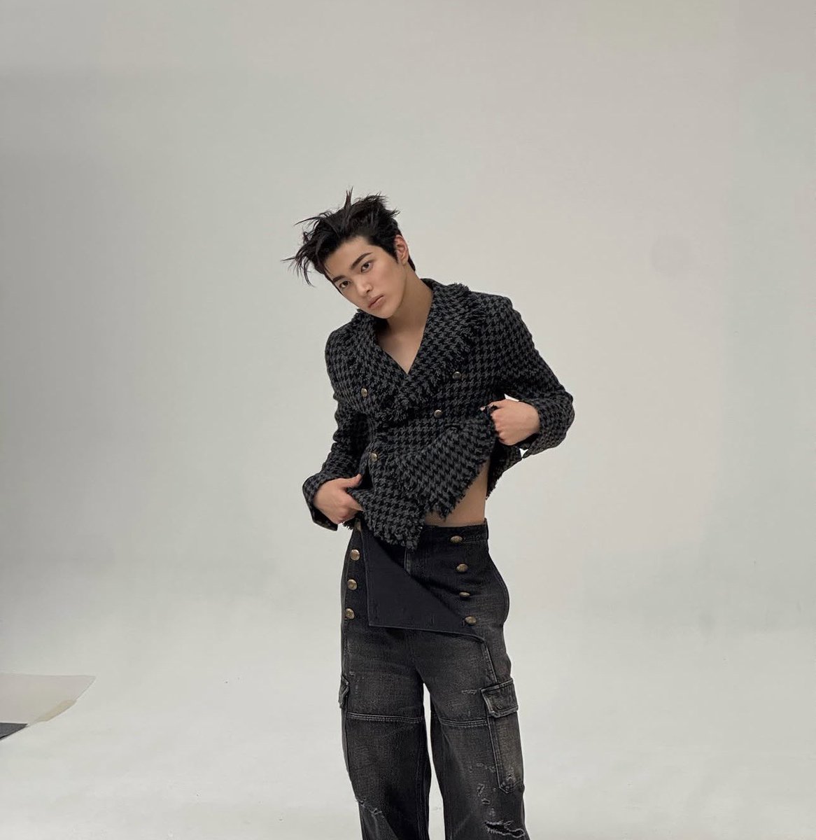 keonho pics tweet media