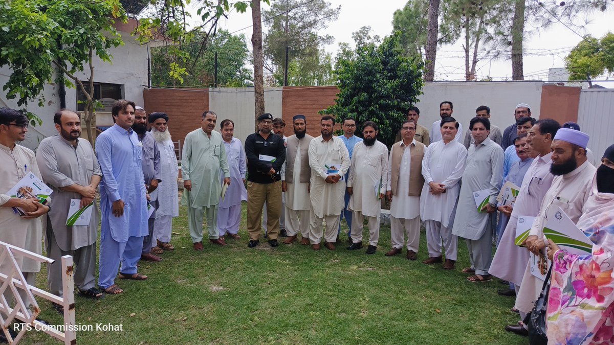 rtpscommissionk's tweet photo. چیف کمشنر اور سیکرٹری آر ٹی ایس کمیشن کا ضلع کوہاٹ کا ایک روزہ دورہ https://t.co/gL3Ib1NfSb