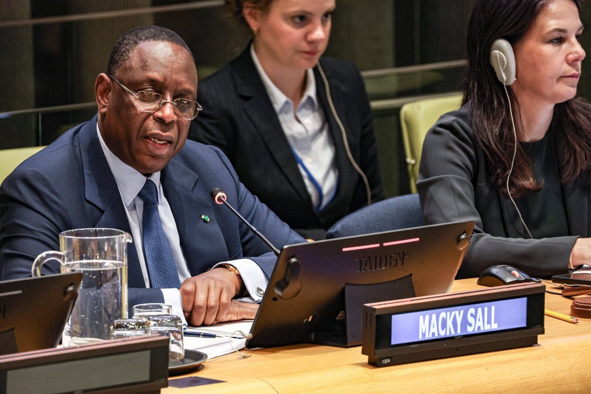 humanite_fr's tweet photo. « On ne peut pas verser du sang puis diriger les Nations unies » : au Sénégal, la colère monte après le soutien officiel de la candidature de Macky Sall à l’ONU

➡️ https://t.co/J7iPro3GmU https://t.co/w49zwCFk43