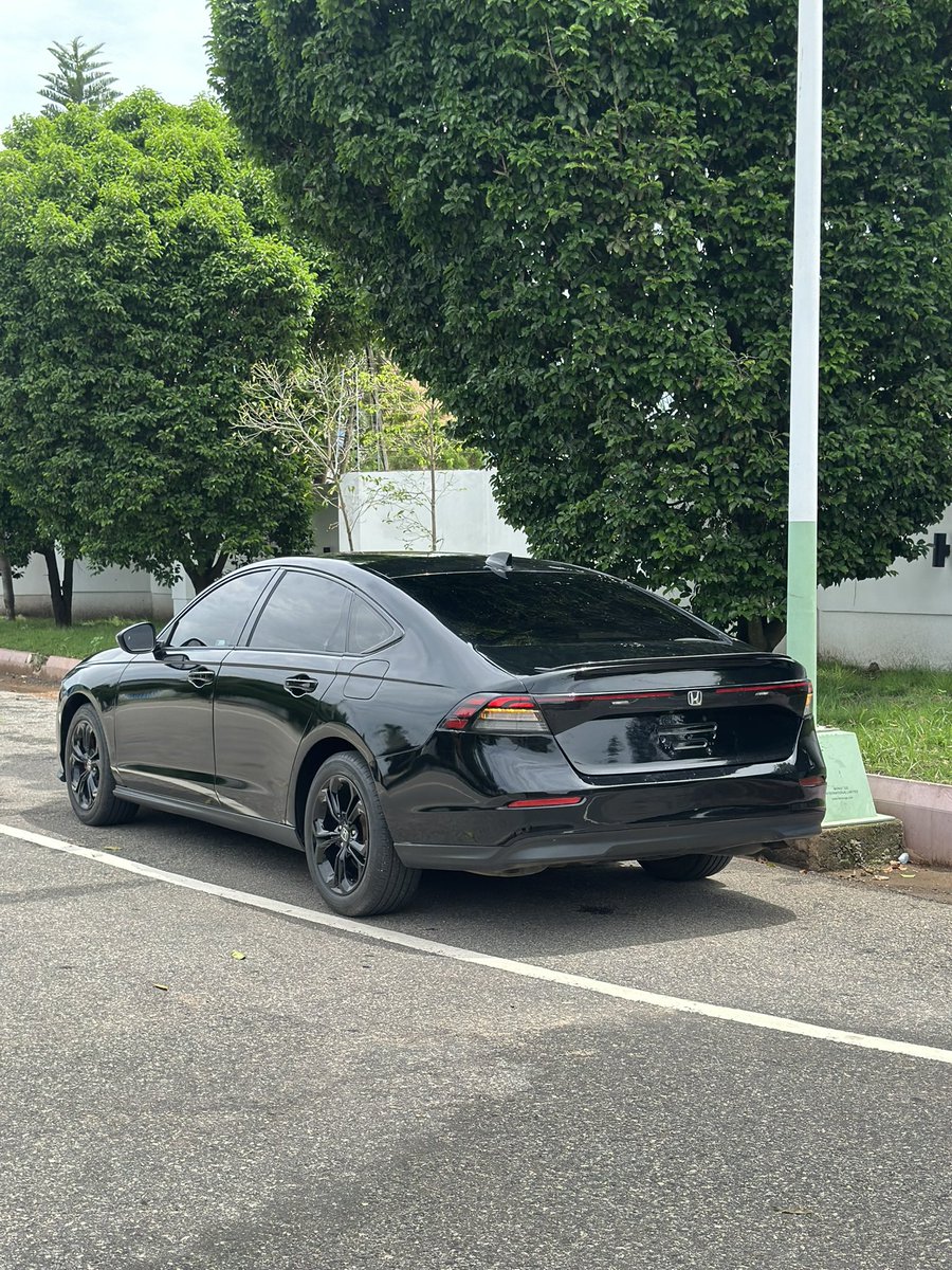 FrankDoe101's tweet photo. SALE // SWAP DEALS 🔥🔥
2024 Honda Accord EX
PRICE — 350k p3 😁

1.5T engine  || 40k miles 
Keyless entry &amp; start 
Touchscreen infotainment 
Rear view camera || Sunroof 
Apple CarPlay 

WhatsApp no in bio 
Hit the dm

#YouCarGuy 🚘🕺🏽 https://t.co/L9mh4cotmH