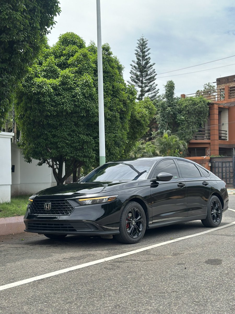 FrankDoe101's tweet photo. SALE // SWAP DEALS 🔥🔥
2024 Honda Accord EX
PRICE — 350k p3 😁

1.5T engine  || 40k miles 
Keyless entry &amp; start 
Touchscreen infotainment 
Rear view camera || Sunroof 
Apple CarPlay 

WhatsApp no in bio 
Hit the dm

#YouCarGuy 🚘🕺🏽 https://t.co/L9mh4cotmH