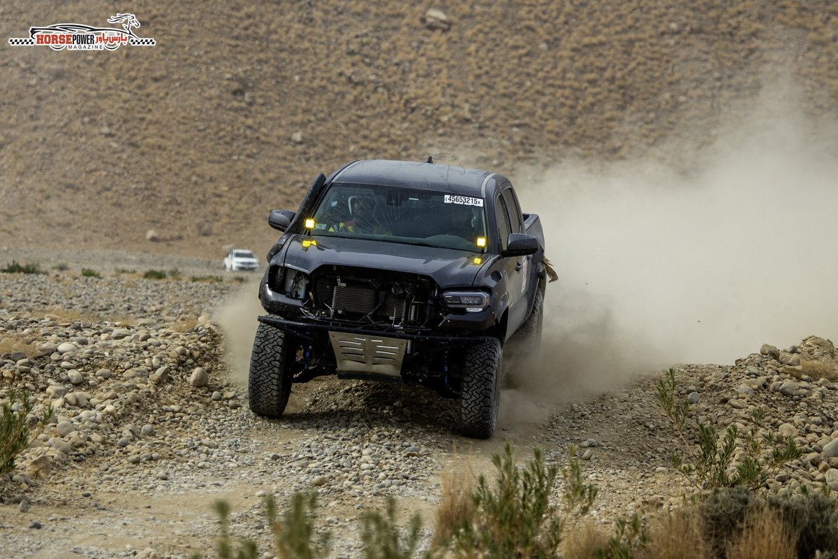 HorsePower_Pak's tweet photo. Racer at Jhal Magsi Desert Challange 2025 Race Day.
.
.
.
#Pakistan 🇵🇰 #offroad #motorsport #JhalMagsiDesertChallenge #jhalmagsirally #racing #HorsePowerMagazine #urdu #desert #rally #worldwide #foryoupageシ #rallylife #offroadracing
#desertrally #Adventure #teamsultan https://t.co/waln4Jgc12