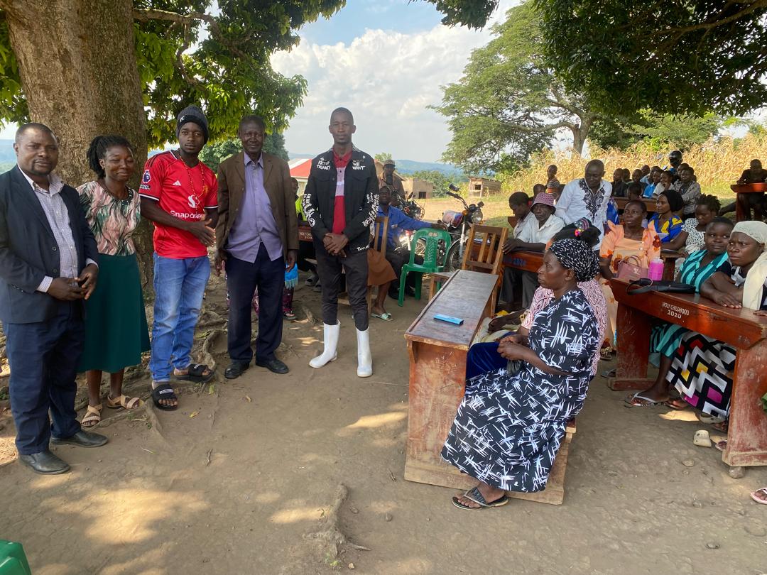 PaCT_UG's tweet photo. What drives community success? When it comes to community development, what do you think is the most critical factor for making a project last?
1️⃣ Local leadership training
2️⃣ Strong infrastructure
3️⃣ Ongoing community engagement
Let us know your thoughts in the comments. https://t.co/LpwtZOPvaY