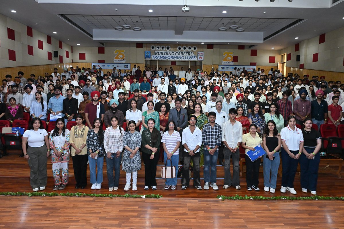 CGCPunjab's tweet photo. Day 3 of #Prarambh2026 (Slot 1) began on an inspiring note as the Chandigarh Business School of Administration introduced students to the world of BBA and https://t.co/kDFf7x2ejo + AI & ML, paving the way for future-ready careers in management.
#OrientationDay #CGCLandran #CBSA https://t.co/mL9zkbRmYs