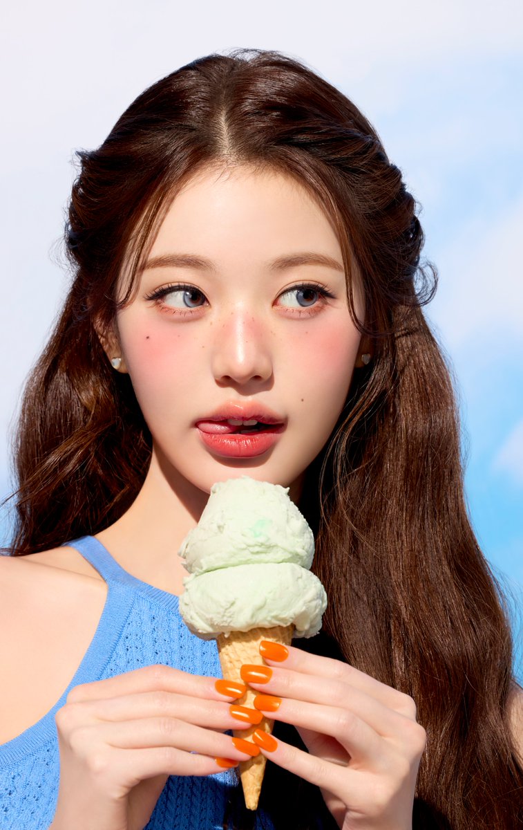 dashingdiva_KR's tweet photo. 당신의 원영에게 투표하세요 ₍ᐢ. .ᐢ₎ ₊˚⊹♡
그저 ℙ𝕣𝕚𝕟𝕔𝕖𝕤𝕤...❤︎  러블리 그 자체인 
#로즈멜트 원영이 좋다면 🆁🆃를 꾹!

청량한 ⓈⓊⓂⓂⒺⓇ ⒼⒾⓇⓁ ⋆˙⟡
#쥬시빔 원영이 좋다면 맘찍을 꾹!

당신의 선택은?! https://t.co/BhKB5e6FdR