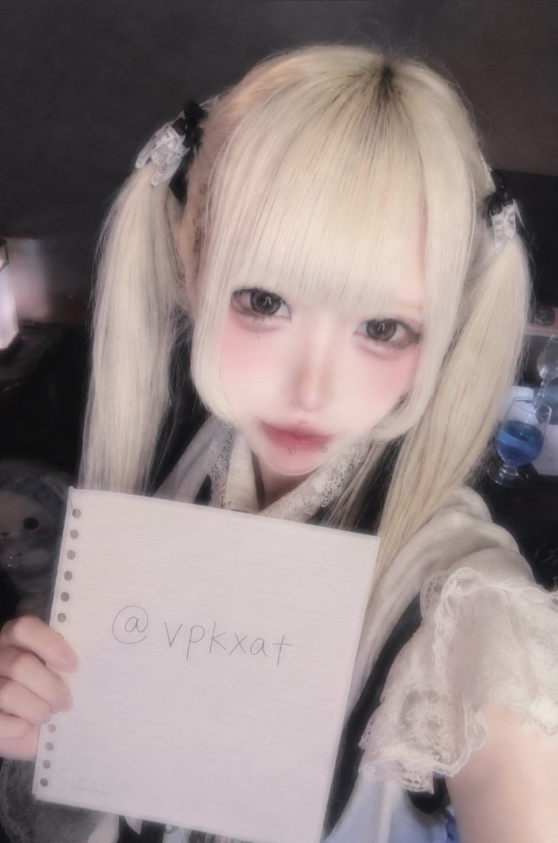 vpkxat's tweet photo. 本人じゃないとか言われるから
本人の証拠 https://t.co/LyV2Ga9wlS