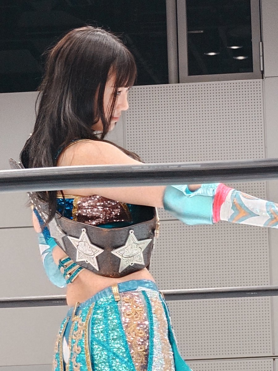 Hidecchi_C's tweet photo. STARDOM 5★STAR GP 2026 in OSAKAその⑧

HANAKO🆚天咲光由

#STARDOM　#HANAKO　選手　#天咲光由　選手 https://t.co/ufz6OoPs4s
