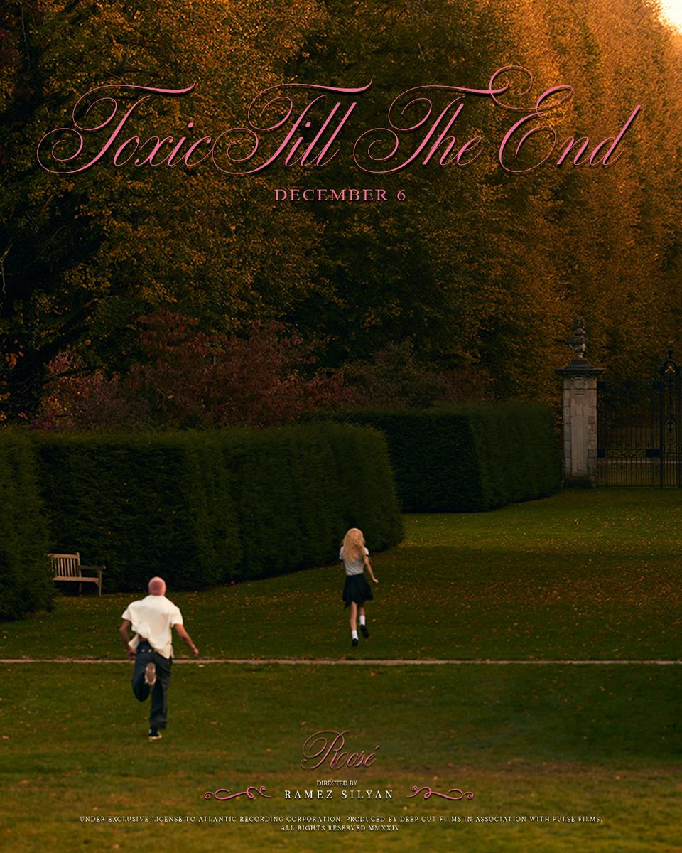 pttt236's tweet photo. ชอบไวบ์อะไรแบบนี้จัง ฟีลหนังอินดี้โรแมนติก coming-of-age ภาพโทนสีอุ่น ๆ วินเทจ บวกกับการจัดองค์ประกอบรูปที่ดูเหมือนเป็นโปสเตอร์ภาพยนตร์มากกว่าโปรโมทเพลง ชอบรายละเอียดงานของสองคนนี้มากเลย 🥹 https://t.co/q6YHWYjTkD