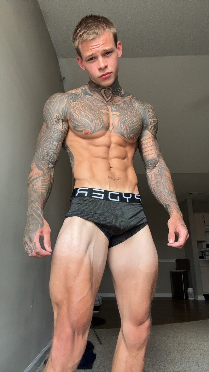 BossLiamXx's tweet photo. all 🏳️‍🌈 dudes check my secret side through comments ;) https://t.co/fnETkmbwx0